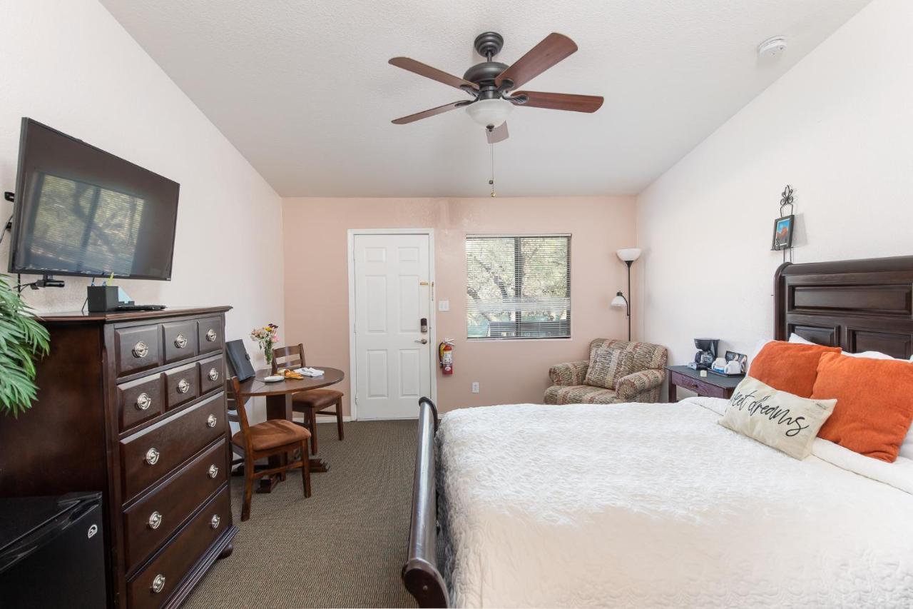 Whispering Creek Bed & Breakfast Sedona Esterno foto